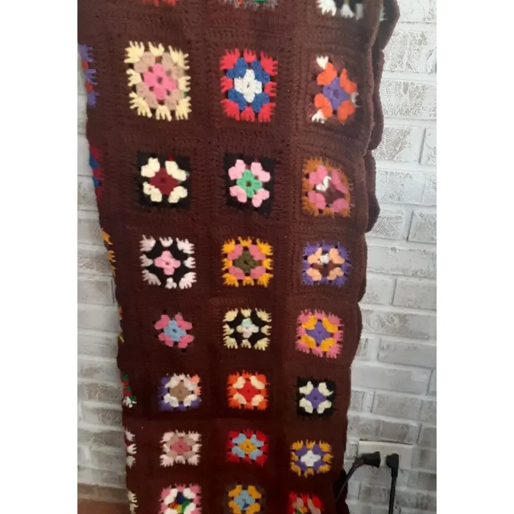 Vintage Handmade Flower Block Afghan on Chocolate READ